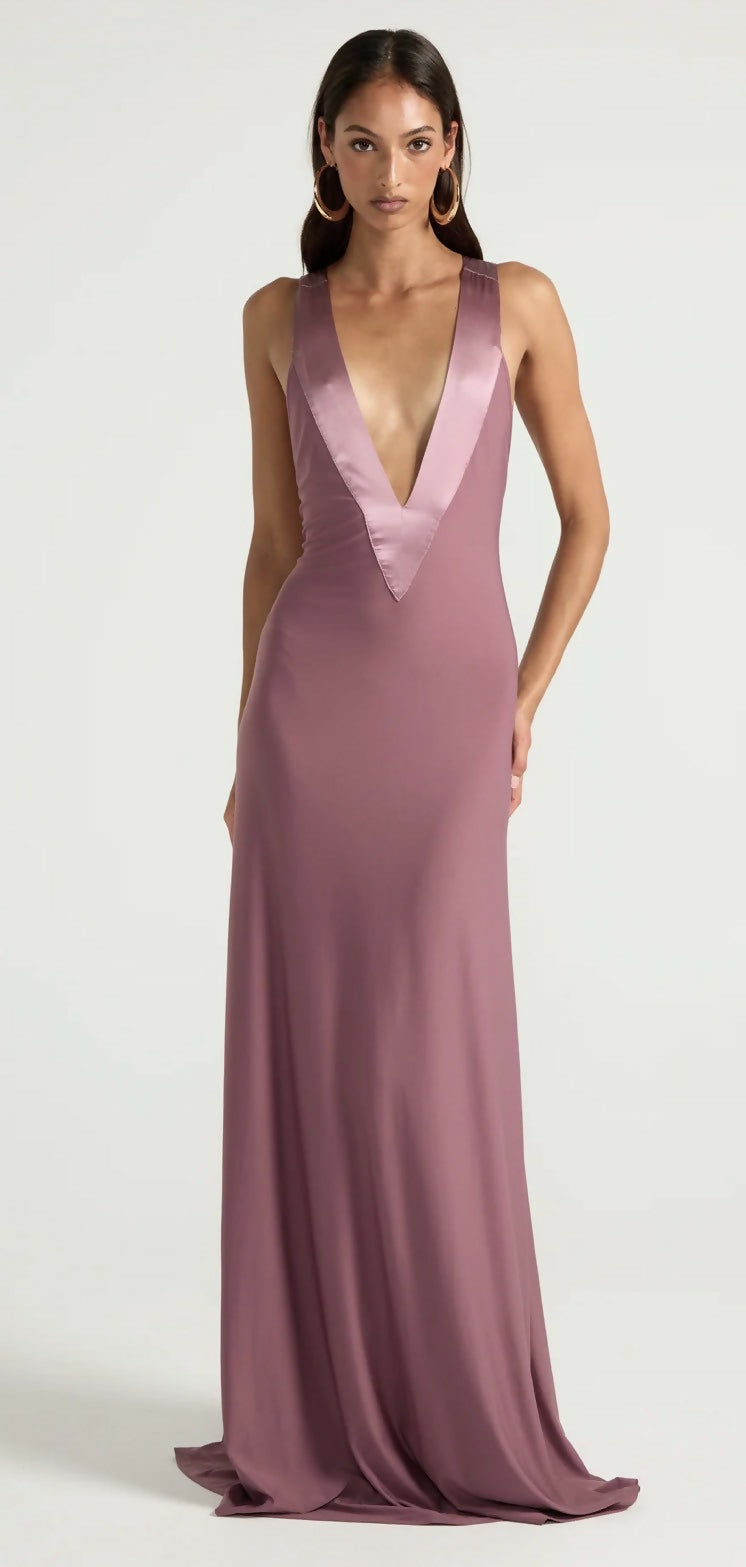 Ance Gria Rosa Gown Size Small