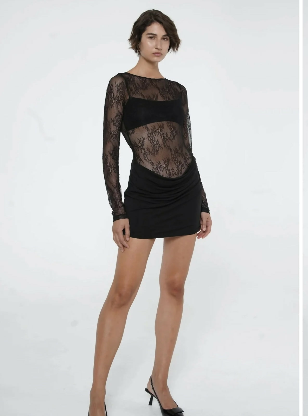 Benni Yana Lace Mini Size 8