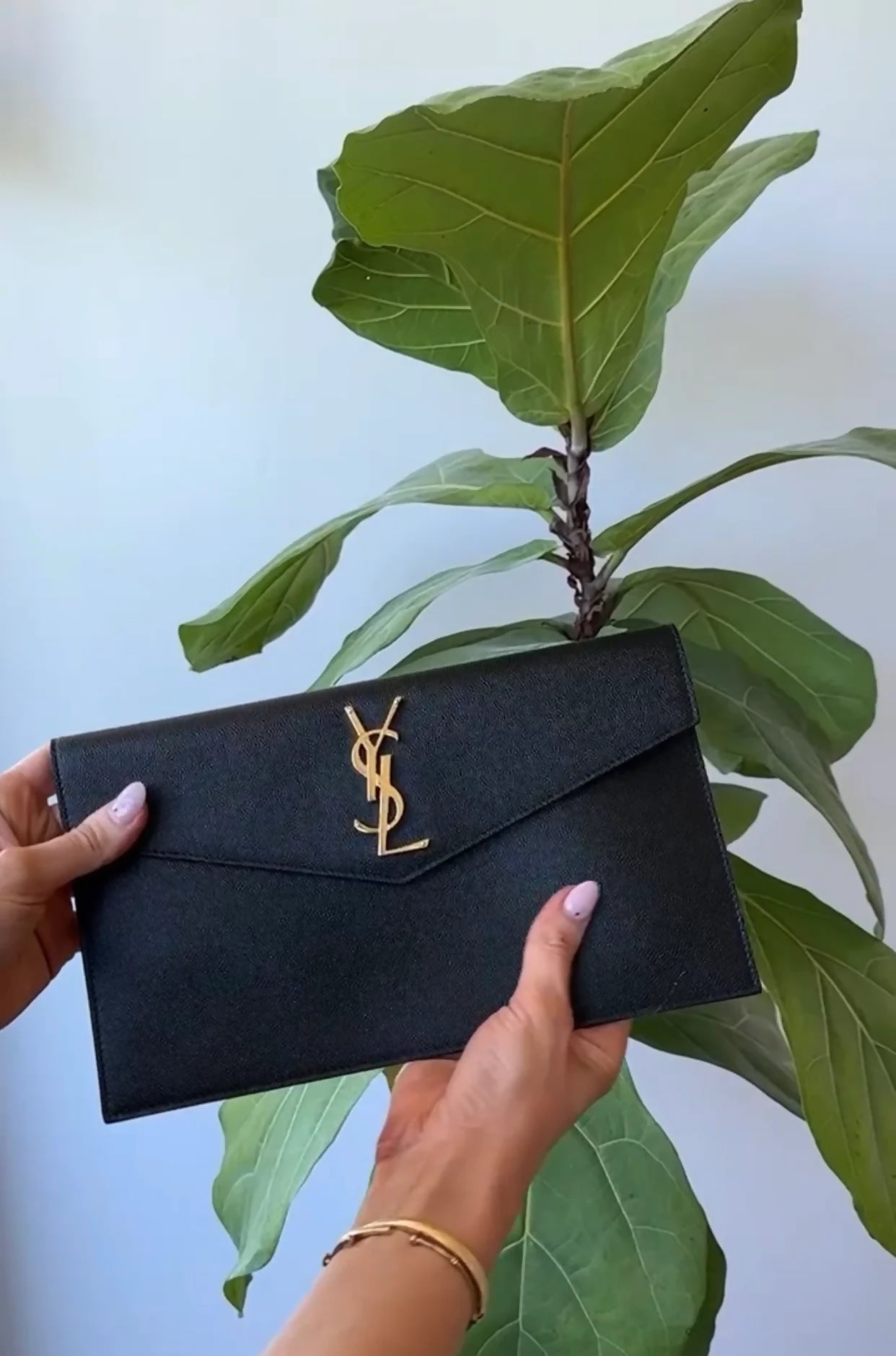 Saint Laurent Uptown Pouch Blk/Gld