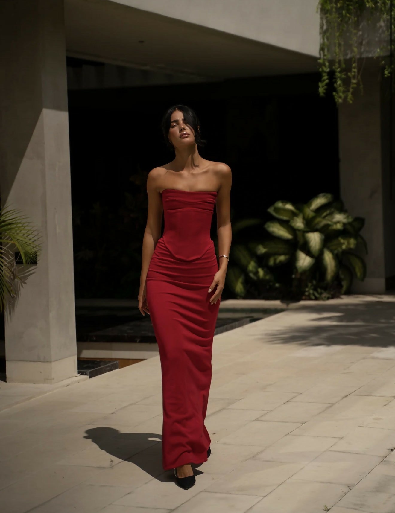 Hntr The Label Louie Gown in Red Size XS, S, M