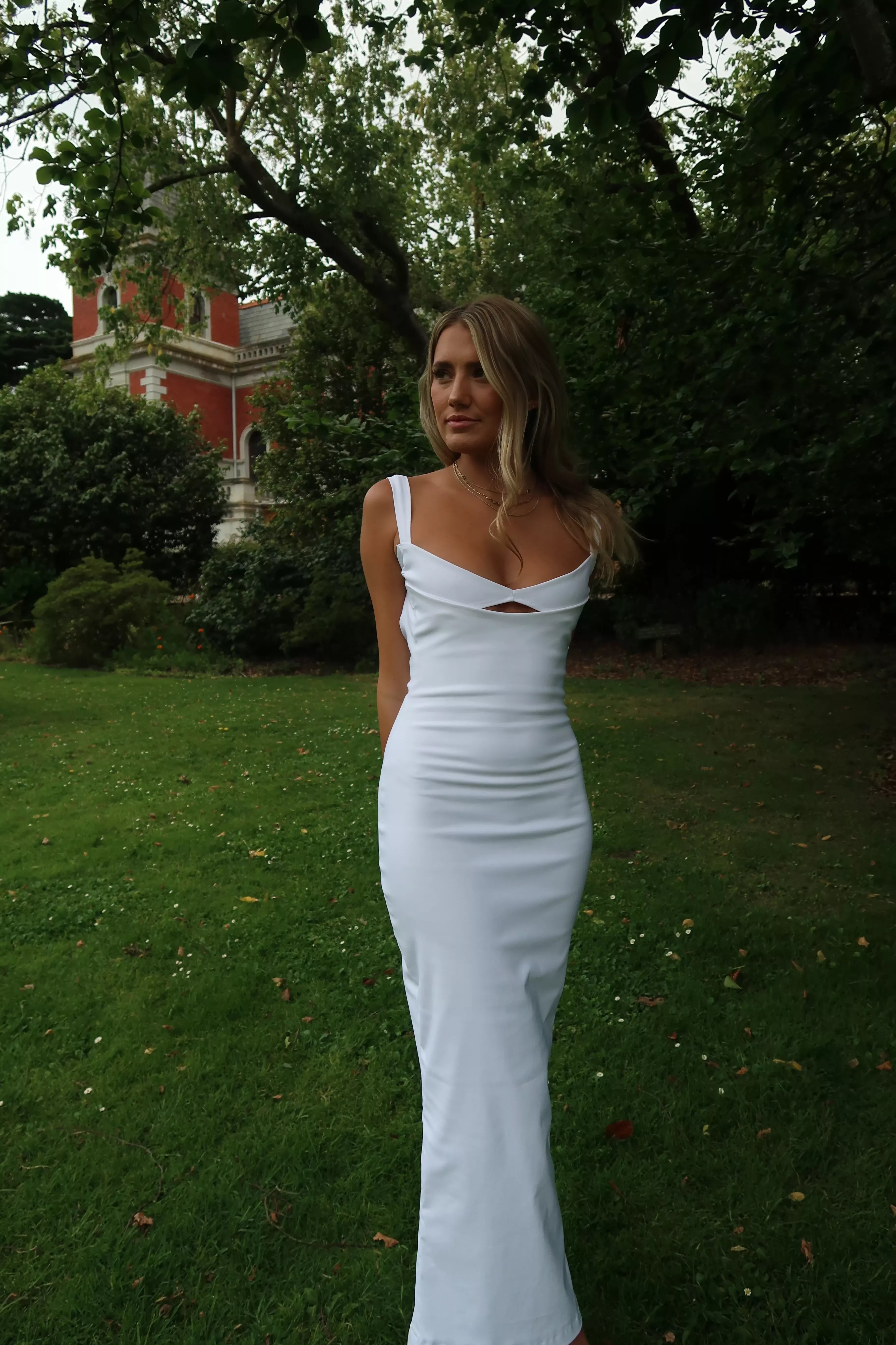 Madison Grace Blanco Dress in White