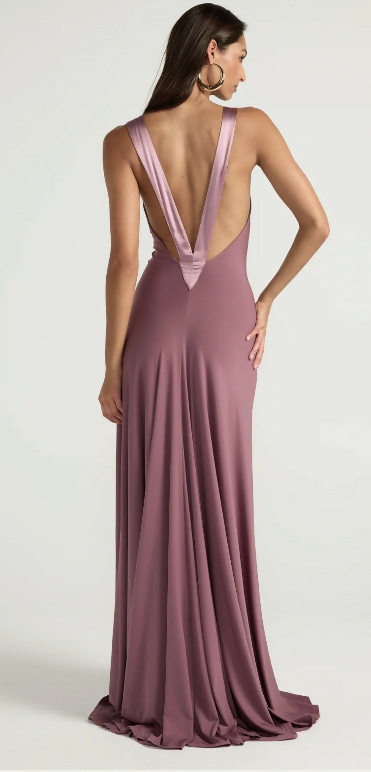 Ance Gria Rosa Gown Size Small