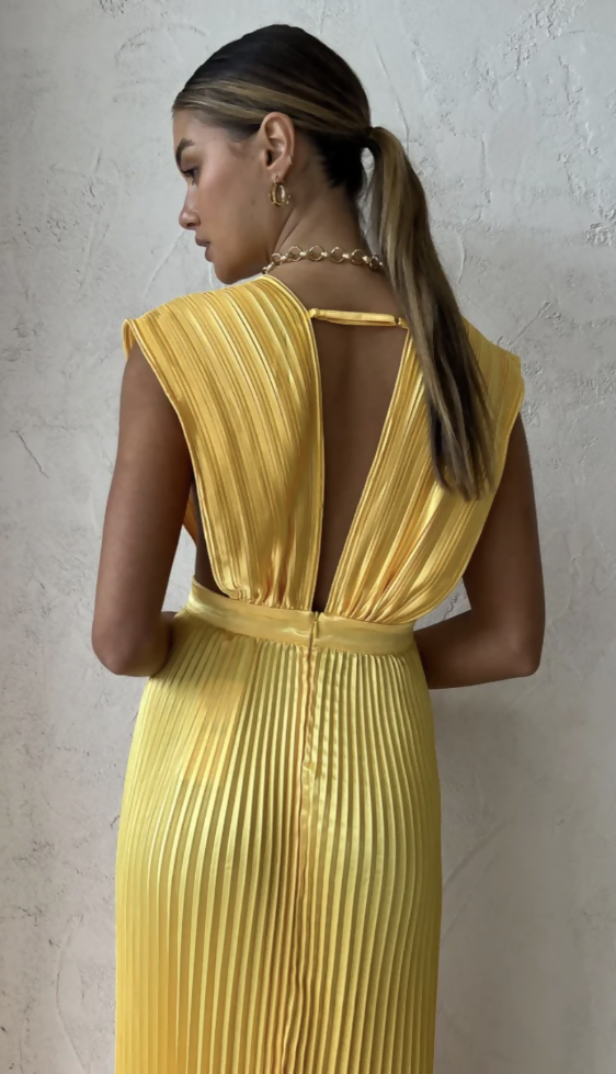 L'idee Gala Gown Canary size XL (AU14)