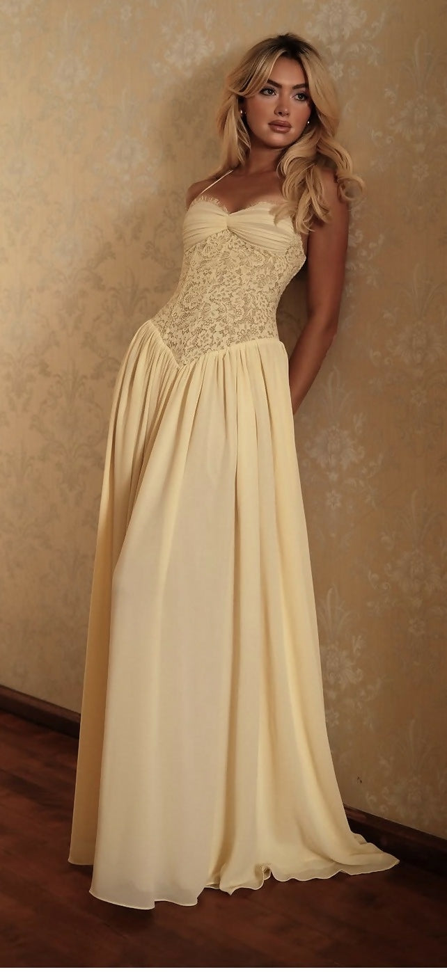 Fenity Faye gown Size Small